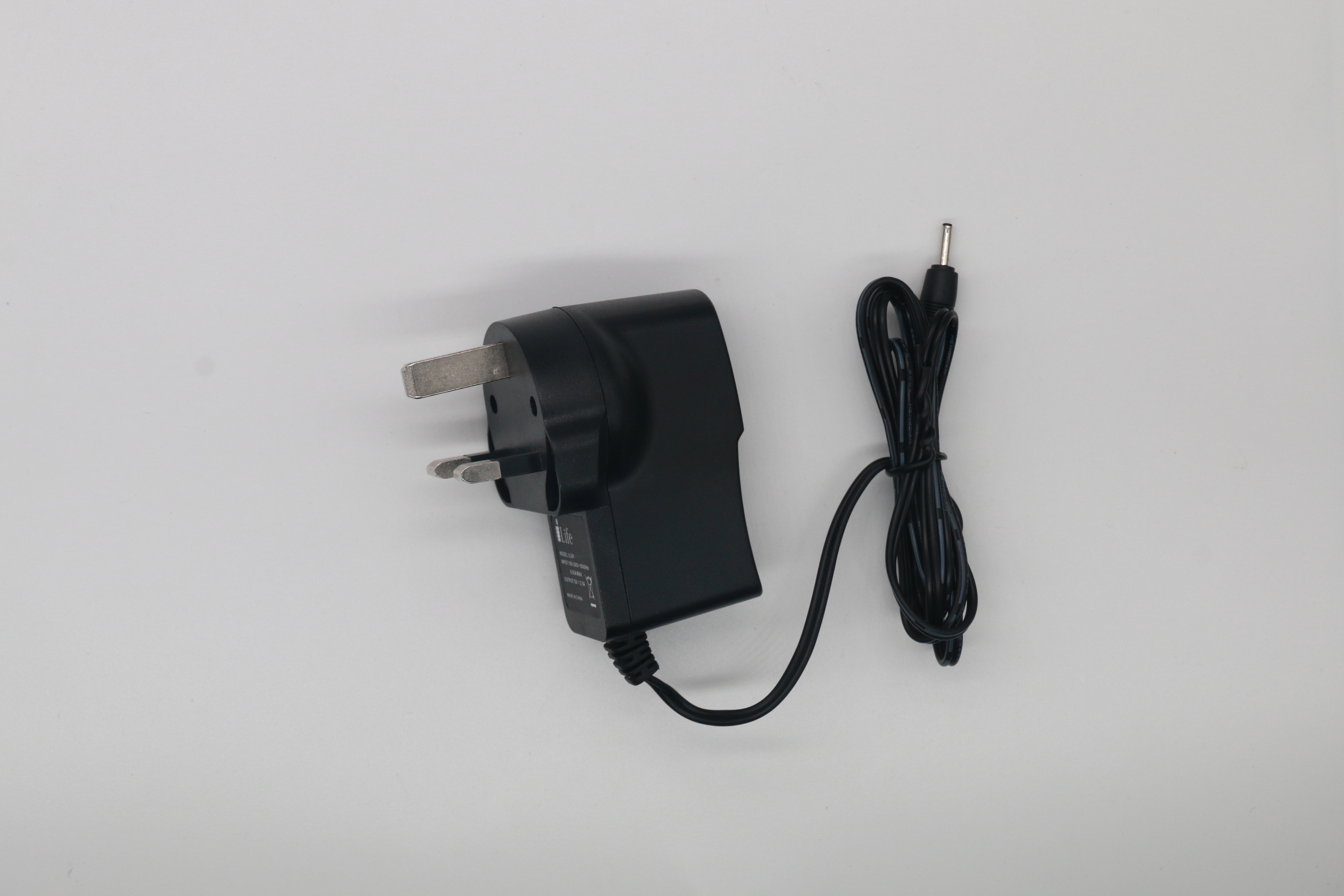 5V2.5A英規(guī)帶線(xiàn)2.5DC頭